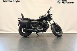 MOTO GUZZI V9 850 Bobber my16