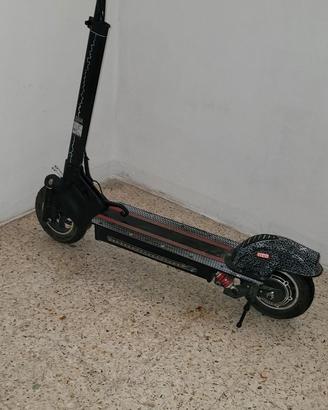 Monopattino elettrico Vinco