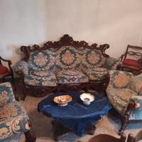 divano e poltrone in stile barocco 