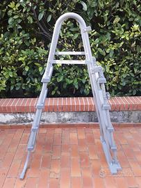 Scala per piscina fuori terra della BESTWAY.