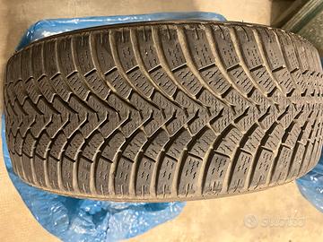 Pneumatici falken eurowinter invernali 205 45 R17