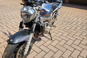 Yamaha FZ6 S2 moto 600cc