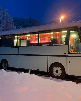 Pullman camper motorhome coach