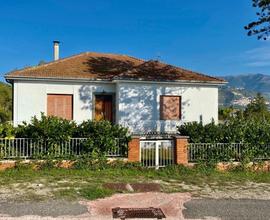 CASA INDIPENDENTE A CASALVIERI