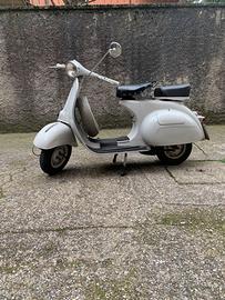 Vespa Piaggio originale 125 anni 60