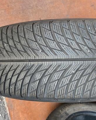 Gomme Invernali Michelin Pilot Alpin 5 SUV  