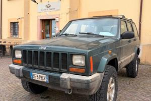 Jeep cerokee 2.5