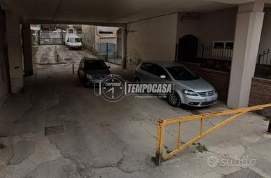 Box a Casalnuovo di Napoli 1 locali