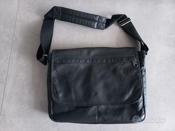 Borsa da lavoro Eastpak in pelle nera