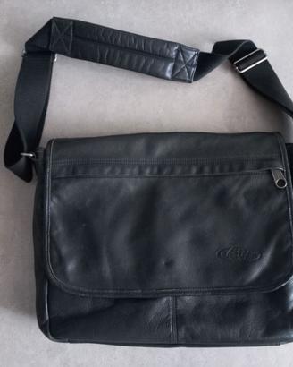 Borsa da lavoro Eastpak in pelle nera