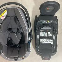 iZi Go Modular i-Size BeSafe con la base Isofix