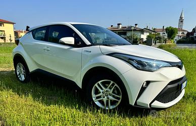 Toyota C-HR 1.8 Hybrid Active Immatricolata 01/21