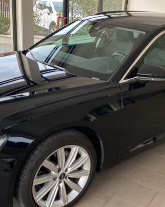Audi A6 Avant 40 2.0 TDI S tronic Business Sport