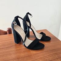 Scarpe con tacco a sandalo, nere