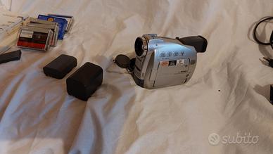 Telecamera con accessori 3 cariche batterie e acce