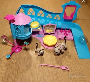 Pet Parade Family Playset parco giochi