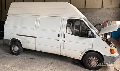 Ricambi usati Ford transit 2.5 diesel 4EC