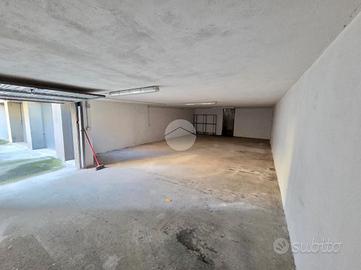 BOX A SAN MARTINO BUON ALBERGO