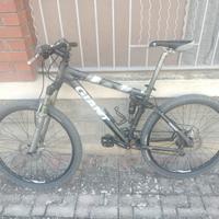 BICI MTB - GIANT ALUXX - FULL