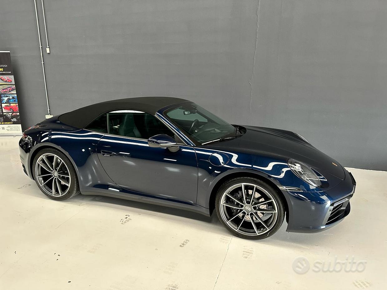 PORSCHE 911 (992)