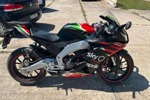 Aprilia rs 125 gp replica