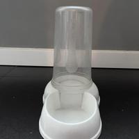 Dispenser automatico acqua/crocchette per animali