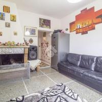 2 LOCALI A MONTEROTONDO