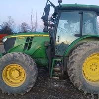 Trattore agricolo John Deere 6105MC