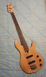 Yamaha BB411 Basso Elettrico 4 Corde 