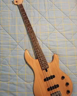 Yamaha BB411 Basso Elettrico 4 Corde 