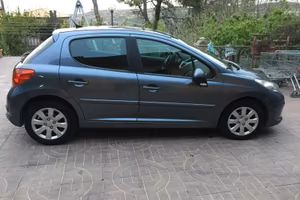 PEUGEOT 207 1.4 HDI 70CV 5P. ONE LINE
