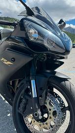 Yamaha r1 flatplane