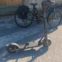 Monopattino NAVEE 40Pro