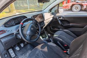 pegeaut, 208 14.hdi 69 CV. anno 2012 250000 km 270