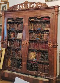Libreria del 1700 in legno massello