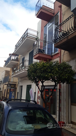 Locale comnecialecon opzione abitazione locasi