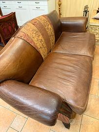 Divano e poltrona in vera pelle