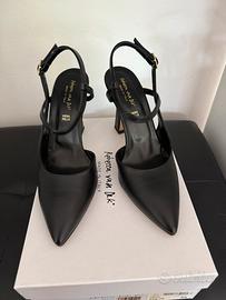 Décolleté Rebecca Van Dik