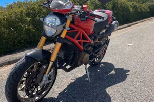 Ducati Monster 1100 S