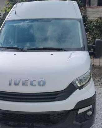 IVECO DAILY 35S18