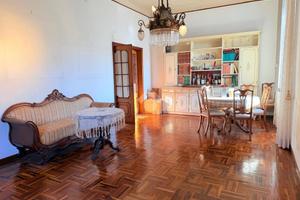 MULTILOCALE A GENOVA