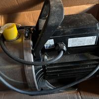 Pompa autoadescante Grundfus