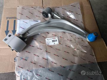 Bracci sospensione ant nuovi OEM 13272605 13272606