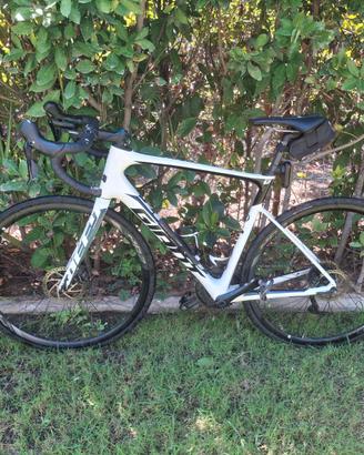 Giant defy freni a disco