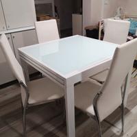 tavolo metallo e vetro