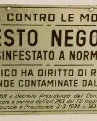 Insegna Metallo Targa in Latta 1934 Lotta Mosche