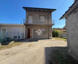 PORZIONE DI BIFAMILIARE A CESENATICO