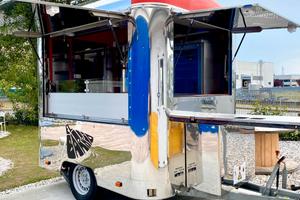 FOOD TRUCK COMPLETO – PRONTO ALL’USO