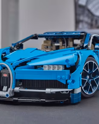 Lego Technic Bugatti Chiron 3599 pezzi