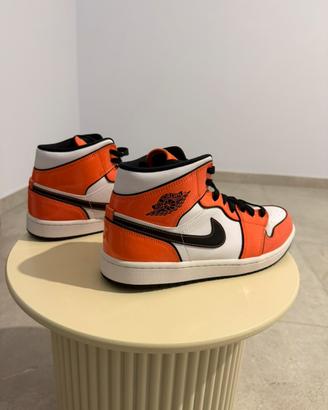 Nike Air Jordan 1 Mid SE 'Turf Orange'